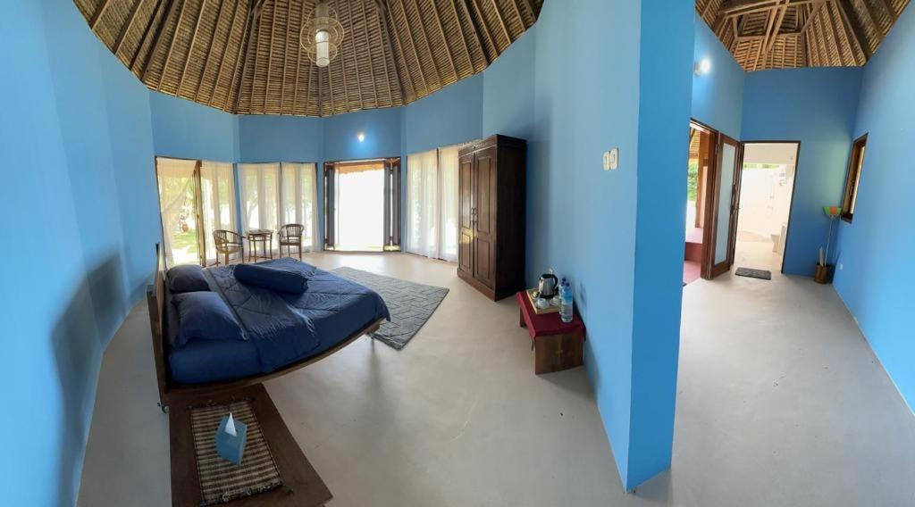Khabita Beach Resort Lembar  Экстерьер фото