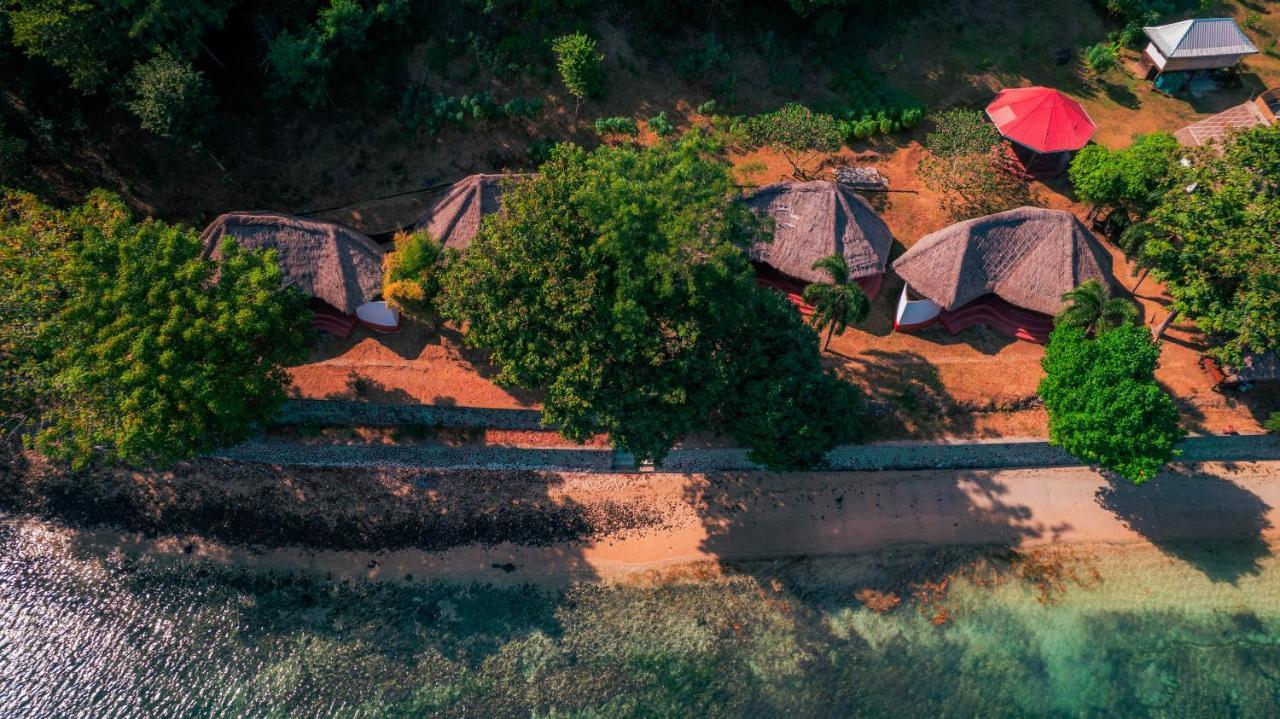 Khabita Beach Resort Lembar  Экстерьер фото